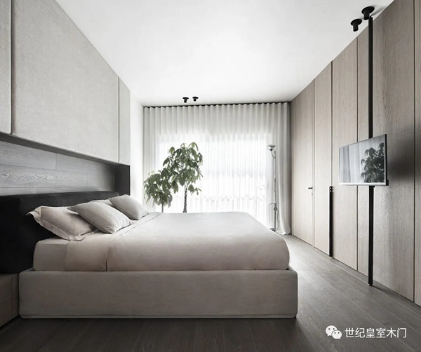 世紀皇室木門：白色極簡 令人沉醉的安靜