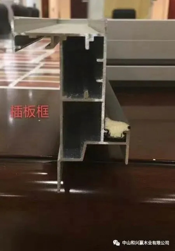 和興贏木業全新鋁木門實拍圖