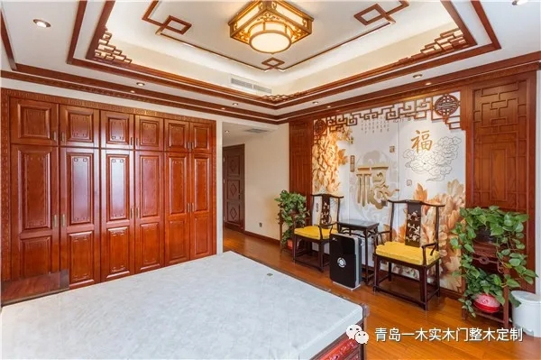 青島一木案例實拍：傳統(tǒng)中式風(fēng) 展現(xiàn)家居層次美
