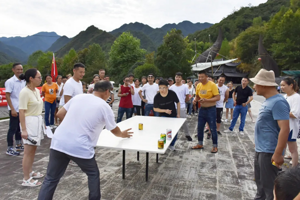 激情夏日，美歐利木門優秀員工相約牛頭山?！