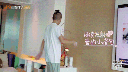 樂事木門：隱形門這樣設(shè)計，讓你連門都找不到