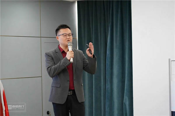 尚佰木門-PMO首批項目啟動會順利召開