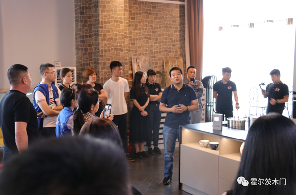 霍爾茨與經銷商精英們齊聚一堂，共議“增長”新課題！