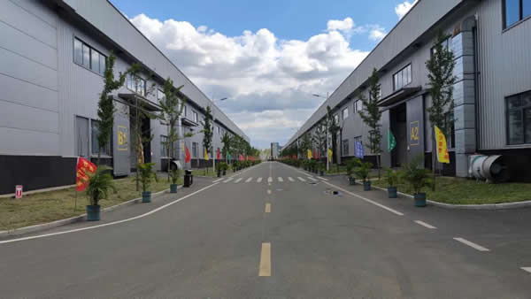 云參觀三峰家居智慧工廠，看民族工業(yè)強(qiáng)品牌精工智造！