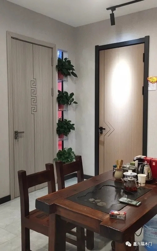 鑫六福木門(mén)內(nèi)蒙古包頭專(zhuān)賣(mài)店：打造團(tuán)隊(duì) 不斷求變