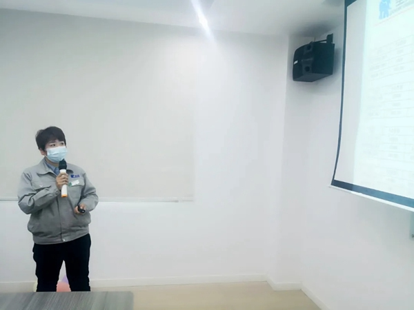 圣象華宇工廠“迎戰2021”年會議成功舉行