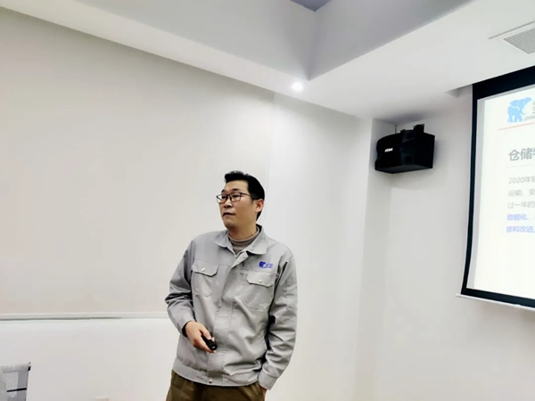 圣象華宇工廠“迎戰2021”年會議成功舉行