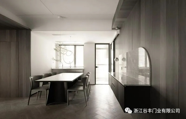 谷豐木門為你展現簡約不簡單的時尚美