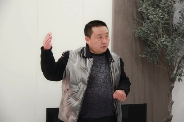 歐麗亞木門2020年度優秀員工表彰大會圓滿舉行