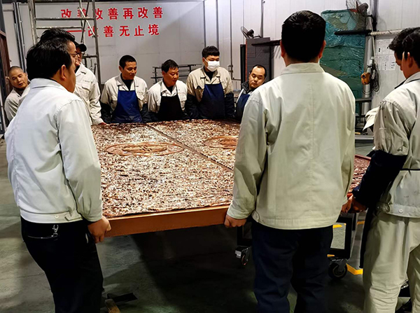 寬4.062米、高3.421米的雙開鑄鋁門，是哪家企業(yè)生產(chǎn)的？