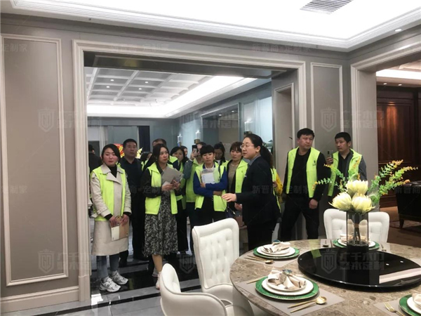 廣千木門整木定制：廣千商學院2104班圓滿結束！