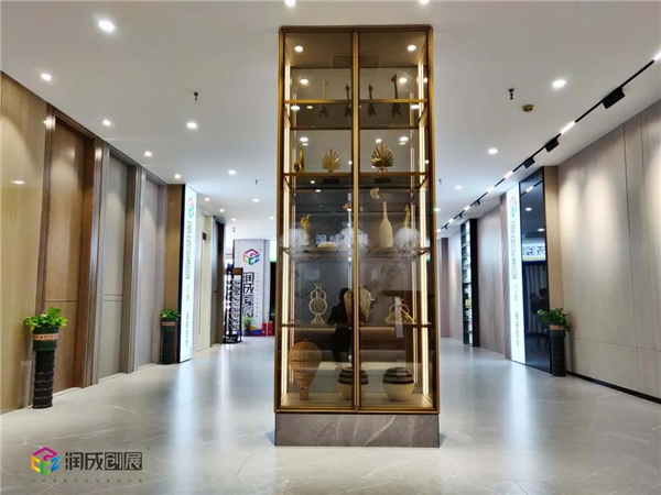 潤成創(chuàng)展精品展示，從繁復(fù)走向極簡