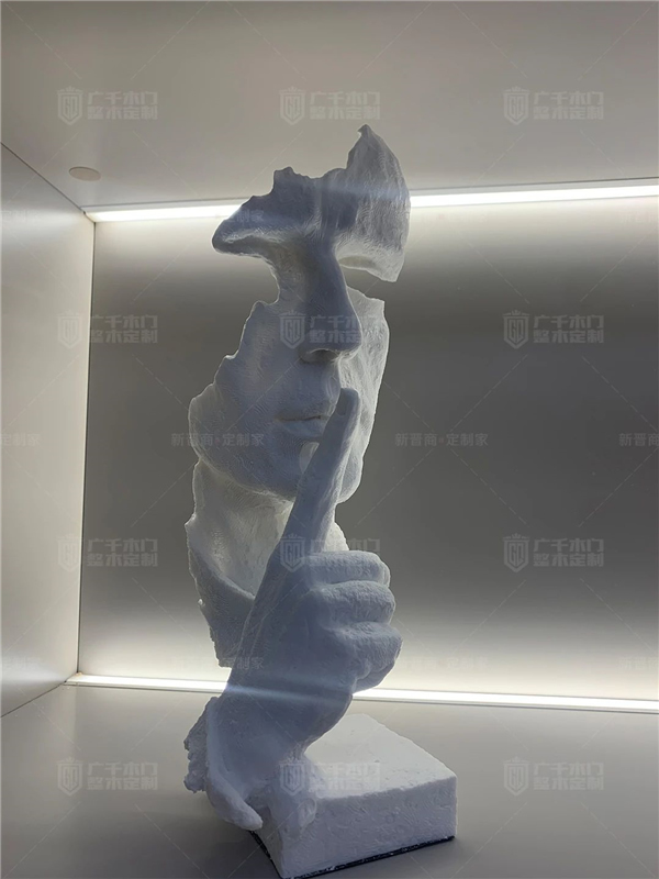 廣千木門整木定制河北·辛集體驗館璀璨綻放
