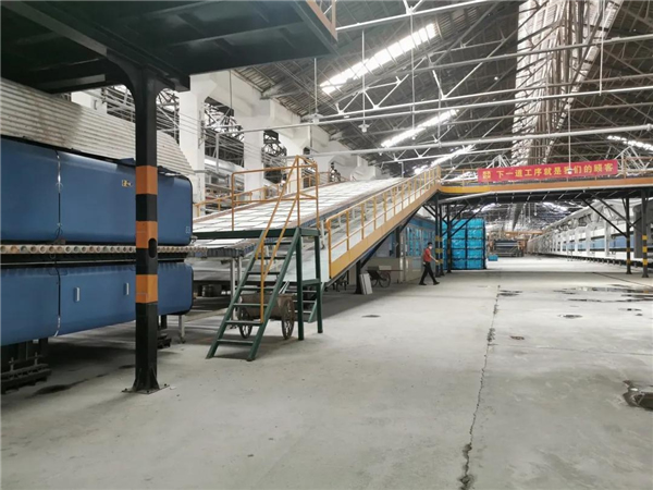 潤成創展聯動洛果商貿走進新潤成陶瓷參觀交流