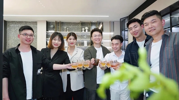 尚佰木門浙江桐鄉優秀加盟商朱凱專訪