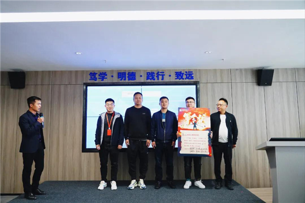 尚佰木門&紅星美凱龍全國聯(lián)合招商推介啟動會圓滿落幕