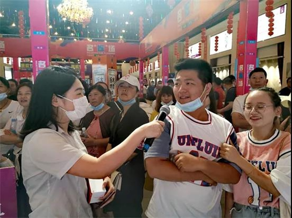 明星助陣，人氣爆棚|久盛全球橡木盛典與炎炎夏日“飆高溫”