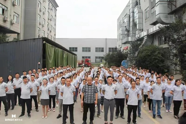 鼎薩木業舉行“質量月”啟動大會 只為更好品質與服務