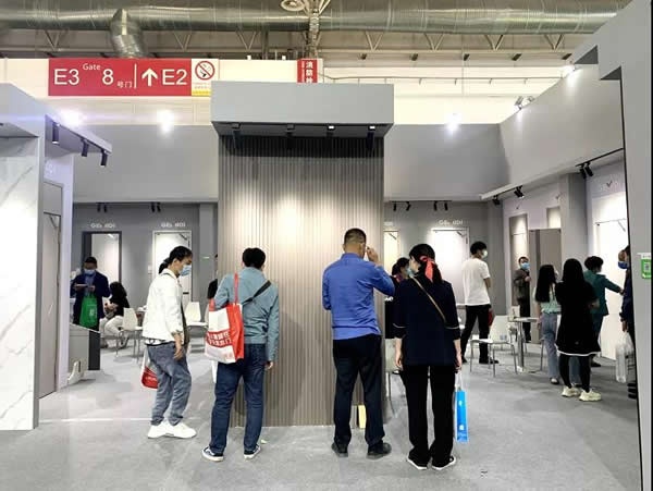 歌米迪木門