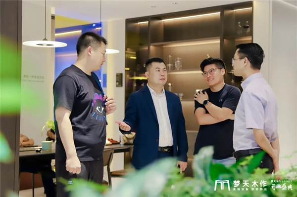 山海之城 美好啟幕丨夢天木作·樂清旗艦店盛裝開業