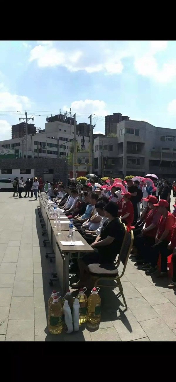 玉蘭福木門全屋定制熱愛公益，助力沈陽便民服務