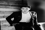 華赫隆木門品牌戰略新篇章：簽約著名演員黃俊鵬！