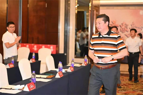 圣象集團(tuán)零售事業(yè)部西南戰(zhàn)區(qū)“圣象國(guó)貨節(jié) 董事長(zhǎng)國(guó)潮惠”919聯(lián)動(dòng)活動(dòng)正式啟動(dòng)！
