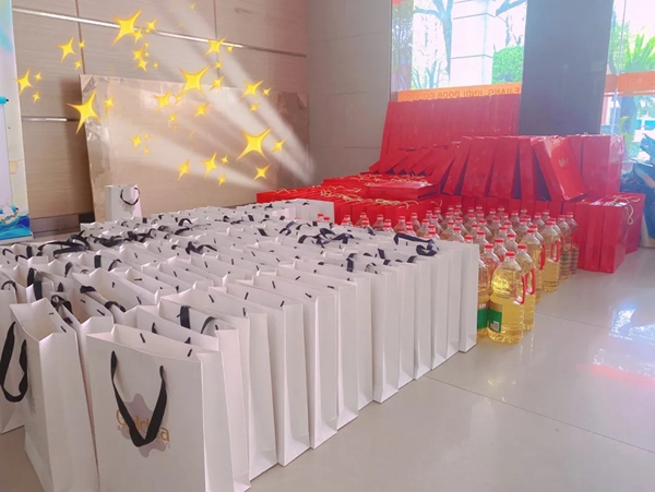 情滿中秋|金迪木門祝全體家人中秋節快樂！