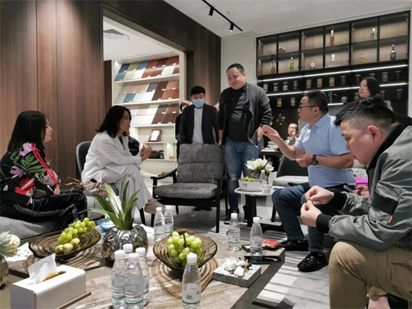潤成創展組織意向客戶蒞臨西北營銷中心參觀交流