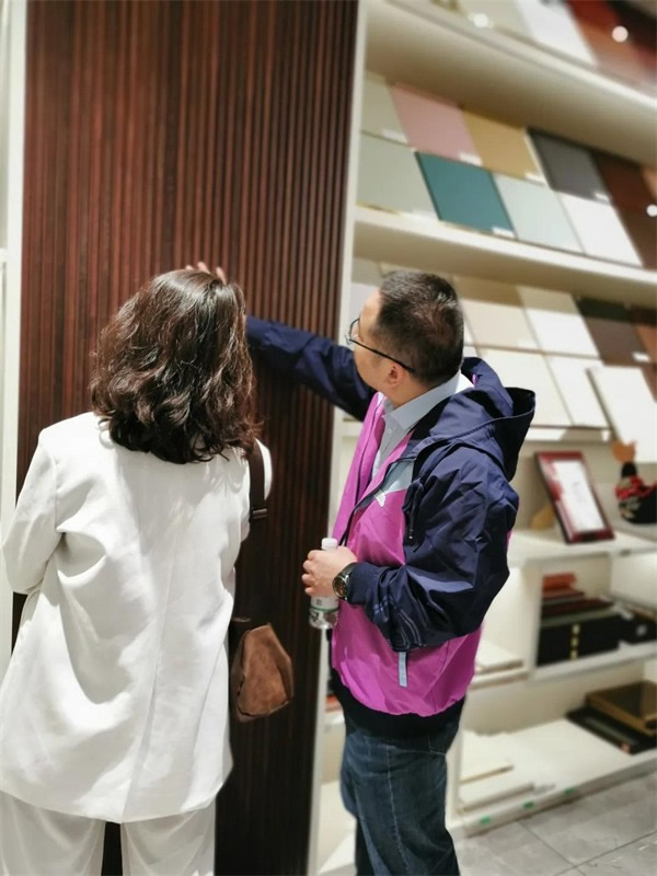 潤成創展組織意向客戶蒞臨西北營銷中心參觀交流