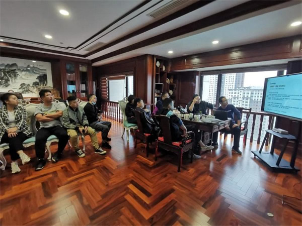 潤成創展組織意向客戶蒞臨西北營銷中心參觀交流