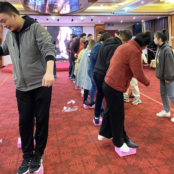 鼎薩木業能量拓展營——展鼎薩風采，聚團隊合力