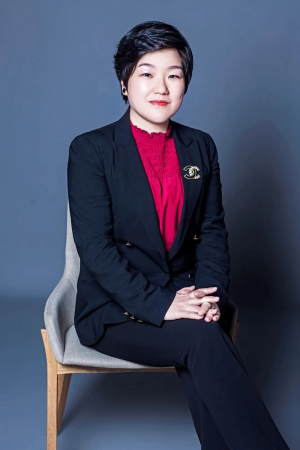 金迪集團(tuán)總裁王玲娟獲“浙江省優(yōu)秀企業(yè)家”榮譽(yù)稱號(hào)