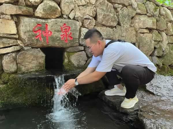 廣千木門