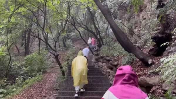 廣千木門