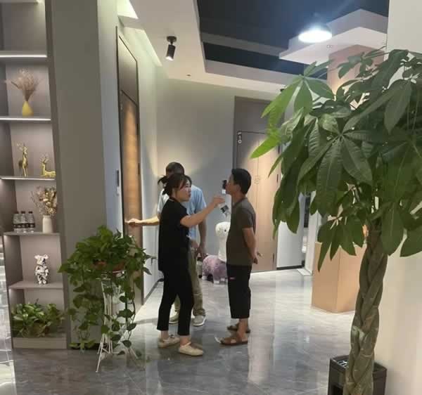 曼吉木門