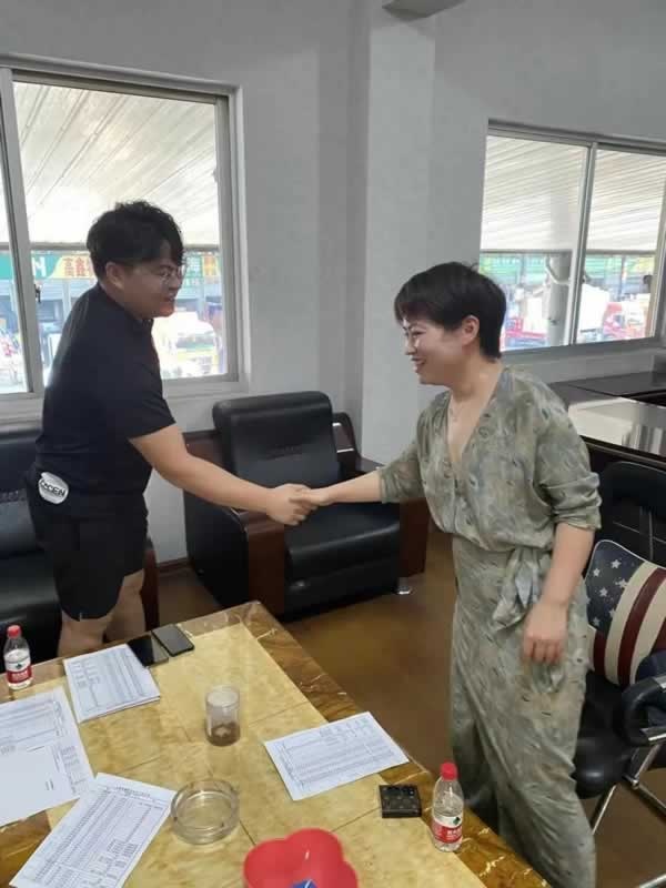 樂臣木門