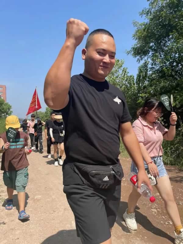 嘉尊木門