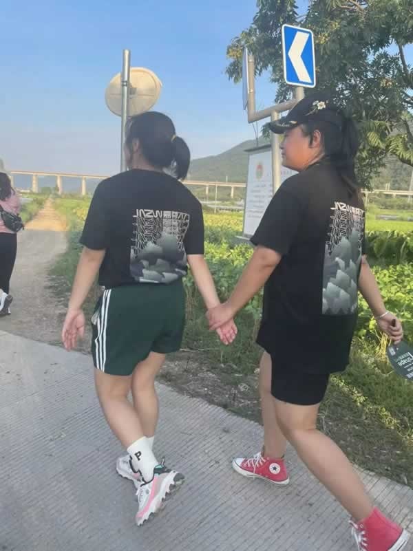 嘉尊木門