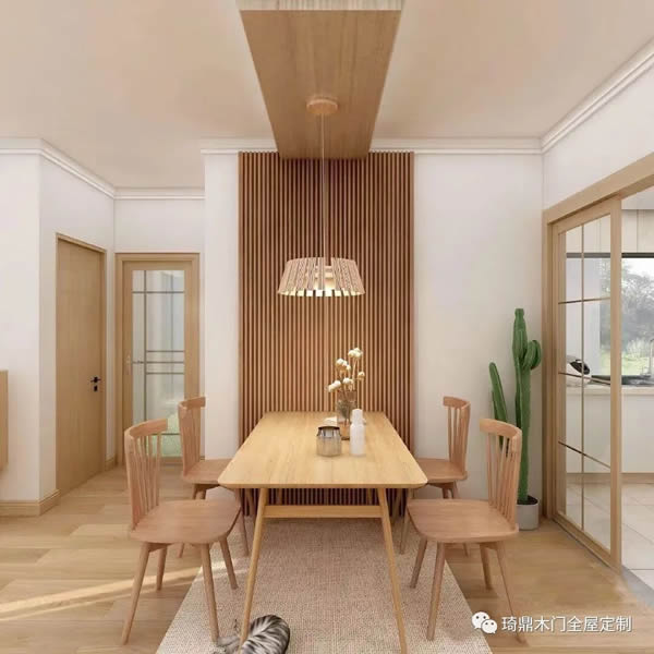 琦鼎木門 ·木格柵，一種露骨的美。