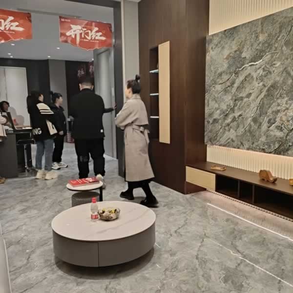 兄弟木門