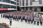 金凱德門業 | 年終沖刺 | 金凱德召開“百日奮戰”暨生產動員大會