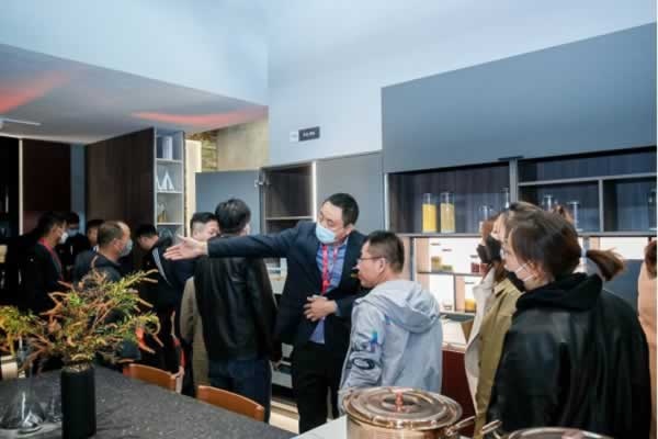 漲價也能增銷量，2024年家居企業(yè)應(yīng)該這么玩兒