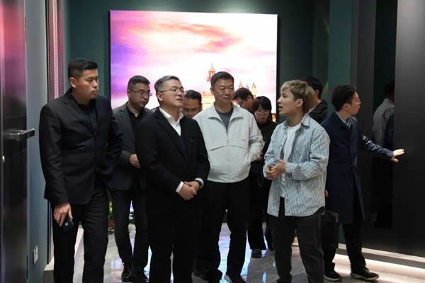 博邦門業(yè) | 熱烈歡迎溫州市甌海區(qū)領(lǐng)導蒞臨指導