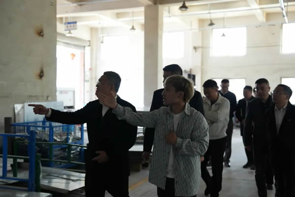 博邦門業(yè) | 熱烈歡迎溫州市甌海區(qū)領(lǐng)導蒞臨指導