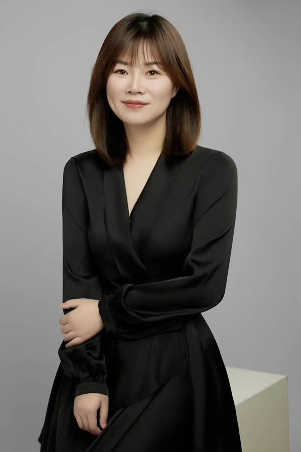 尚佰高定丨真的不心動嗎？兒童房絕美弧形拼色衣柜！