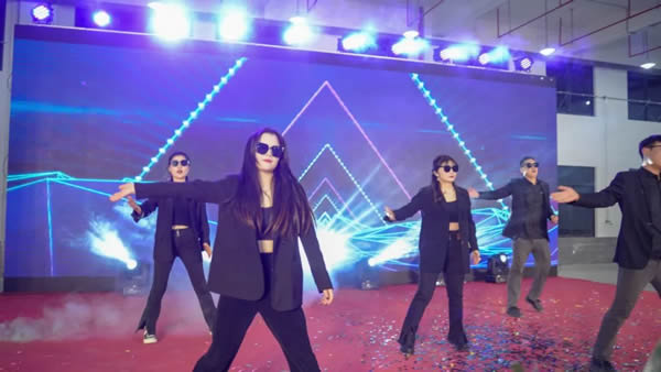 啟夢(mèng)·遠(yuǎn)行丨樂(lè)臣品牌元旦跨年年歡晚會(huì)圓滿成功