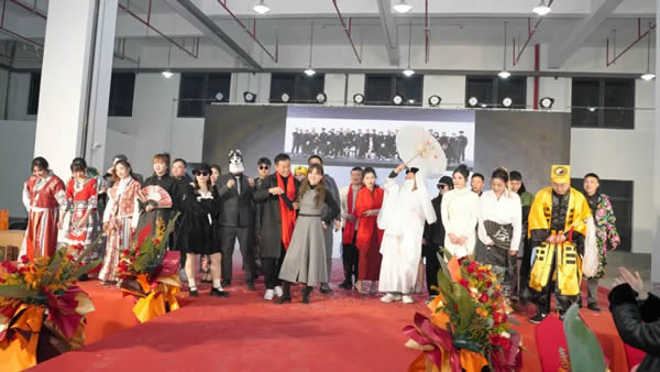 啟夢(mèng)·遠(yuǎn)行丨樂(lè)臣品牌元旦跨年年歡晚會(huì)圓滿成功