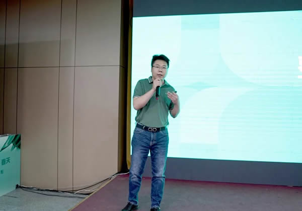 砥礪奮戰(zhàn)·巔峰聚首|春天木門及整家定制經(jīng)銷商閃耀永康！