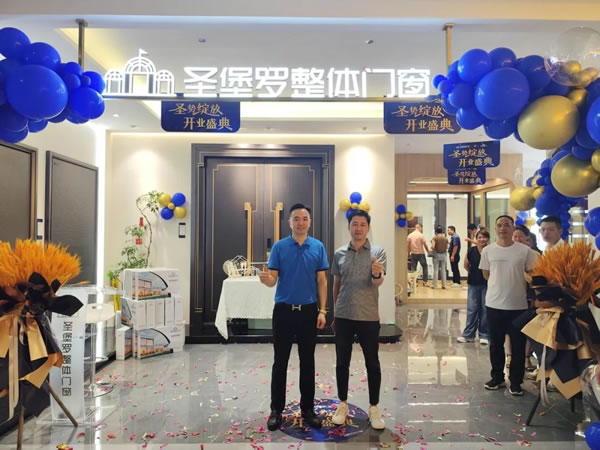 攜手經銷商游學探店！共賀多地新店“圣”勢綻放！